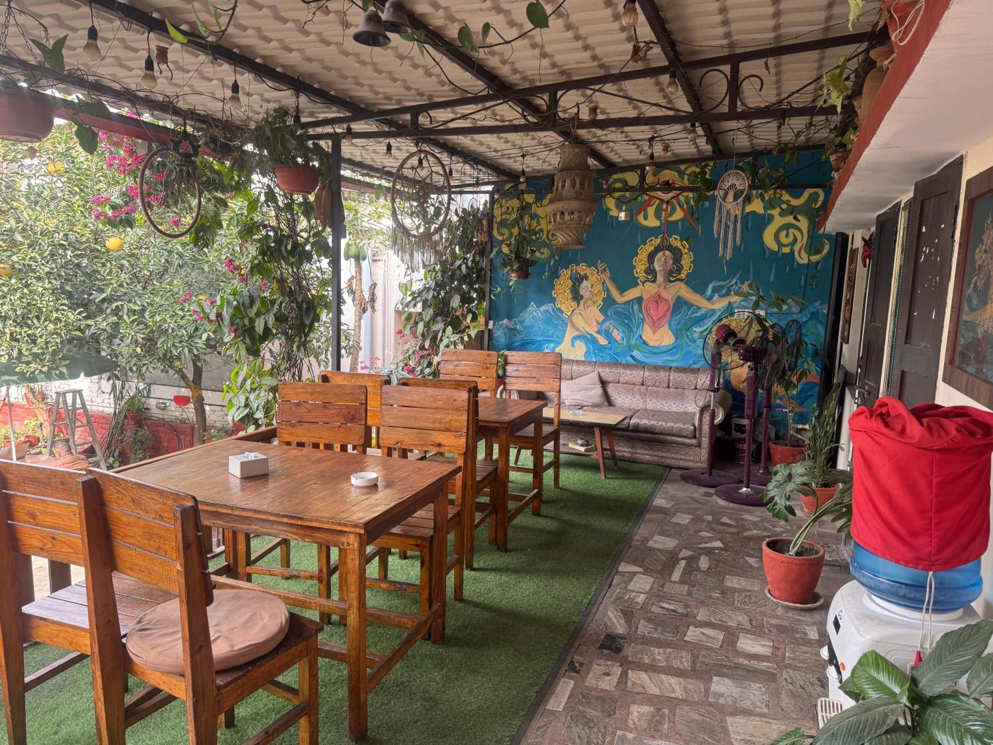 Birds Nest Hostel Kathmandu Exterior photo